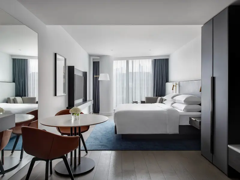 Bedroom view of Melbourne Marriott Hotel Docklands